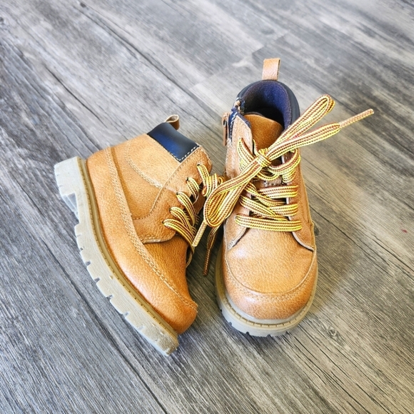 Carter's Trail Work Boots - Picture 1 of 7